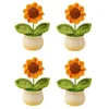 Flores decorativas 4 PCS Mini Crochet Girassol Vasos de Plantas Lã Amarela Plástico Artesanal Artificial Para Enfeites de Carro