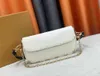 Designer Luxury Ladies High Quality Fashion Solid color Handbag Chain Solid color printed ys Shoulder Bag L Crossbody Baguette Bag M82210 # 23.5x12x4.3cm