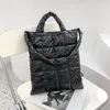 Borse a tracolla Designer Big Soft Nylon per donna 2024 Borsa di tendenza femminile invernale Borse di tendenza Tote nere