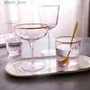 Copas de vino Copa de cóctel rosa creativa nórdica, cristal sin plomo, juego de copas de vino para champán para el hogar, copa de agua para jugo, tetera con borde dorado L240323