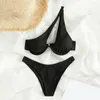 Damen-Bademode, sexy Slip-Bikini-Set, stilvolles Farbblock-One-Shoulder-Bikini-Set mit hoher Taille, gerippte Strandmode für den Sommer