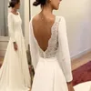 Abiti da sposa semplici in chiffon a linea A con maniche mezze maniche aperte sul retro Abito da sposa con applicazioni in pizzo