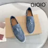 Casual skor loafers mocka män sommar promenad skor vår höst mode kausal moccasines läder metallhänge platt skor lata slipon mules t240323