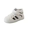 Sneakers Babyschoenen peuter vrijetijdsschoenen kindersportschoenen modieuze en casual babyzachte schoenen 24322