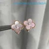 Créateur de bijoux de marque de luxe Vanl Cleefl Arpelsstud Boucles d'oreilles en argent 925 Trèfle à quatre feuilles Or rose 18 carats Pétoncle en poudre naturelle avec boucles d'oreilles Lucky Grass