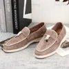 Casual skor toppkvalitet mocka läder herrar loafers 2023 sommarblå slip-på kausal moccasin skor bekväma sneaker lata skor för kvinnor T240323