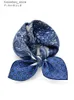 Mouchoirs Bleu style ethnique soie naturelle petite écharpe carrée femmes printemps automne foulards hommes hijab adulte mouchoir wr cadeaux de luxe L240322