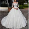 Schulterfreie Spitze Brautkleider Applikationen Vestidos Flügelärmel Schnürung hinten Puffy Prinzessin Brautkleider Dubai Designer Sweep Zug Rüschen Vestidos de Novia