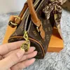 Torba do wiadra Oryginalna designerska torba na poduszkę popularną w Internecie mini crossbody w tym samym stylu torba