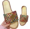 2024 Slippers Famous Slides Designer Sandals Femmes Talons Sandale Sandale de la meilleure qualité Slippers 37-42