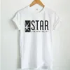 T-shirt da donna Flash DC Barry Allen Laboratories Star Labs T-shirt da donna stampata con lettera Maglietta divertente in cotone casual T-shirt Harajuku Top 240323
