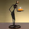 Ljushållare svart järnhållare konst Mänsklig modellering Dekorativ ljusstak stativbord mittpunkt hem dekoration bondgård