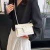 Designer Luxe mode draagtassen Portefeuilles 2023 Nieuwe Modetrend Kleine Vierkante Tas Keten Damestas Netwerk Rood Dezelfde Westerse Stijl Eén Schouder Crossbody Damestas