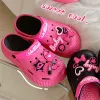 Slippers DIY Hole Garden Chaussures Femme Summer Somed Perfoated Chaussures For Girls in Heart Rose Red Makeup Sac en plein air