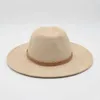 Hoeden met brede rand Emmerhoeden Nieuwe casual fleece Fedora-hoed Winter en herfst Brede bruine herenhoed Klassiek Kerk Dames Jazz Leping Bruine vilten hoed VS 24323