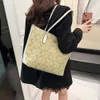 Shopping Bag Shoulder Bag Fashionable Tote Bag Womens 2024 New Printed Large Capacity Portable Underarm Bag