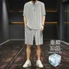 Costumes pour hommes Ice Soie Mens Costume Été Mince Lâche Casual T-shirt à manches courtes Shorts Ensembles Deux pièces Costume à séchage rapide Hommes Vêtements Sportswear L240320