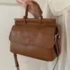 Torby na ramię w stylu mody Pu Messenger Bag Ladies Commuter Duża pojemność Koreańskie torebki i torebki dla kobiet