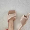 Chinelos femininos 2024 verão quadrado sapatos de salto baixo marca moda senhoras elegantes slides ao ar livre sandálias casuais