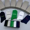 Men's Socks Designer Designer Men's and Women's Socks 5組の豪華なスポーツ冬のメッシュレター印刷された刺繍入りの通気性のある綿の男性。 E17W
