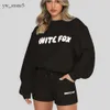 Kvinna vita räv hoodie kvinnliga spårdräkt hoodies designer kvinnor hip hop tröja vårens höstshorts tröjor set fashionabla joggar sportiga 2 stycken uppsättningar 1607