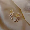 Brincos de garanhão na moda bonito flor cristal para mulheres meninas casamento noivado dia dos namorados presente moda jóias atacado