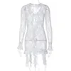 Robes décontractées Blanc Volants Ruban Mini Robe En Dentelle Femmes Sexy Plongeant Col En V À Manches Longues Moulante Fête Clubwear Anniversaire Plage Tenues