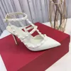 Designer hoge hakken met klinknagels Modieuze damespumps en -sandalen Puntige neus Slingback damespumps Maten Wordt geleverd met stofzak 35-44