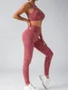 Conjuntos activos Conjunto de yoga con estampado de leopardo sin costuras para mujer Top corto deportivo con espalda cruzada calada Levantamiento de cadera melocotón Pantalones de fitness de cintura alta Traje de 2 piezas