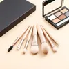 Private Label 7pcs Pincéis de maquiagem Kit Soft Fluffy Makeup Tools portátil Ccealer Eye Shadow Foundati Blush Makeup Brush Bulk b7CH #