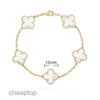 Cleef Van Four Leaf Clover Bracelet 4/Vanly Clefly Charm 6 Colors Bracelets Bangle Chain 18k Gold Agate Shell Mother-of-pearl for Women Girl Wedding Wholes