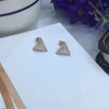 Pendientes asimétricos deslizantes clásicos de un solo diamante Serie M Pendientes de alta calidad Plata 925 Diseñadores europeos y americanos para regalos de joyería para mujeres