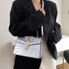 Designer Luxury fashion tote bags Wallets Splicing Snake Skin Pattern Chain Design Womens Bag 2023 New Fashion Trend Single Shoulder Crossbody Womens Bag