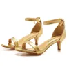 여성 샌들 경량 라인 스톤 버클 스트랩 PU 5cm 얇은 발 뒤꿈치 흰 웨딩 신발 여성 현대 신발 황금 240312
