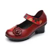 Scarpe casual Taglie forti 35-42 Appartamenti in pelle Geunine Donna Mamma Etnica Mary Jane Décolleté con tacco grosso di mezza età 2024 Primavera