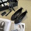 Designer platte balletschoenen met enkele schoen voor dames leren antislip ballet mouwloze damesschoenen met ronde kop