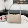 Bolsa de ombro marca desconto bolsa de axilas feminina novo estilo um pequeno quadrado versátil textura e crossbody moda simples das mulheres