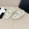 Womens Designer Sandal Channel Tjock Platform Slides Sandaler C Lumman Summer Flat Shoes Casual Beach Sandale äkta lädermärke Högkvalitativ 35-41
