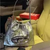 Bolsa de Ombro de Alta Qualidade Produtos de Controle Exclusivo Rugas Dingdang Bolsa Picante Menina Axilas Mulheres Textura Avançada Bolsa de Grupo Pequeno Bolsa Grande