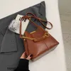 Diseñador de moda de lujo Bolsos cruzados Bolso de cubo de moda y moderno bolso cruzado simple y elegante de un hombro para mujer de gran capacidad