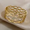 Bangle Multi-Layer Fish Tail Shape rostfritt stålarmband för kvinnor Rhinestone Hollow Cuff Simple Party Jewelry Gifts