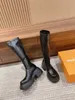 Botas secretas de moda Wolfe desnuda Mujeres Spice Botas elásticas Cicatriz de lujo Piel de becerro negra Cuero genuino Botas de plataforma estables elásticas Diseñador Botas elásticas