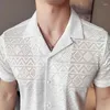 Мужские повседневные рубашки, летняя прозрачная кружевная рубашка с короткими рукавами, сексуальная рубашка на пуговицах, облегающая посадка, перспективные мужские однотонные уличные топы с v-образным вырезом 4XL