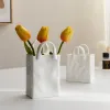 Jarrones Jarrón de cerámica con forma de bolso nórdico para flores, jarrón blanco decorativo moderno, decoración del hogar, arreglo de flores secas, decoración de mesa