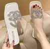 Slippers Womens 2024 New Fashion Women Rhinestone Flat Slides Bling Party Outside Beach Flip-Flops Zapatos Mujer Fashion Shoes 5677