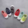 Sneakers 2022 Spring and Autumn Childrens Shoes Boys and Girls Candy Colors Childrens Casual Canvas Sports Shoes Soft Unisex Fashion School Sports Shoes 240322
