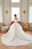 Шикарное бальное платье принцессы с открытыми плечами, свадебные платья, простые элегантные атласные пуговицы на спине, платья для приема невесты, женское свадебное платье со шлейфом, Robes de Mariee CL3408