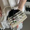 Sznurowanie vintage ins faktura łańcuch crossbody torebki dla kobiety 2024 moda Pearl Beaded naklejka diamentowa torebka mini telefon