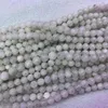 Luźne kamienie szlachetne okrągłe naturalne białe koraliki kamieni księżyca do biżuterii robienia bransoletek kobiet 15 '' dystans drezy igł