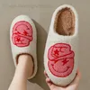 Slippers Country Nashville Style Women Slippers Cowgirl Fluffy Girls Slides Comfortabele gezellige comfortabele huizen winterbont schoenen T240323